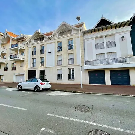 Le 48 By Interhome Apartament *