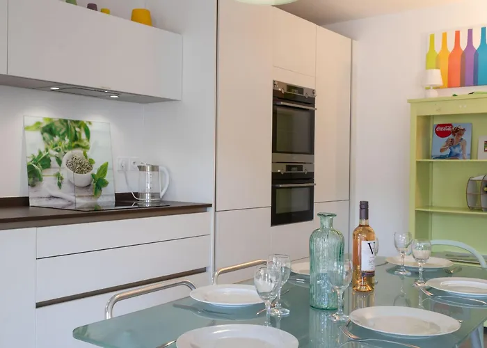 Le 48 By Interhome * Αρασόν